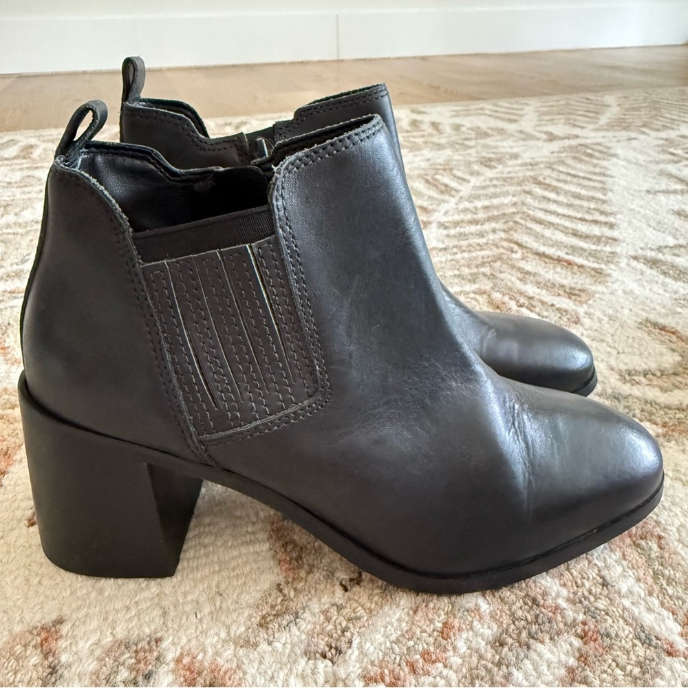 Lucky Brand Women's Leather Black Ankle Boots, Size 8